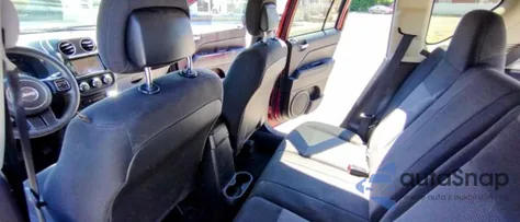 2014 Jeep Compass Sport из США, поврежденный, VIN 1C4NJDBB2ED809217